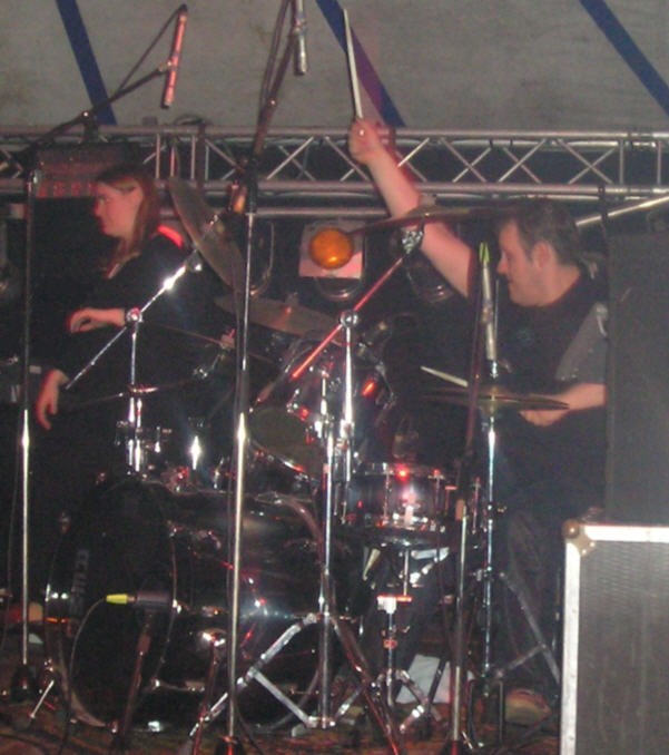 Drummer Nico Stynen - 80s Night Koersel (Beringen) 14 mei 2005